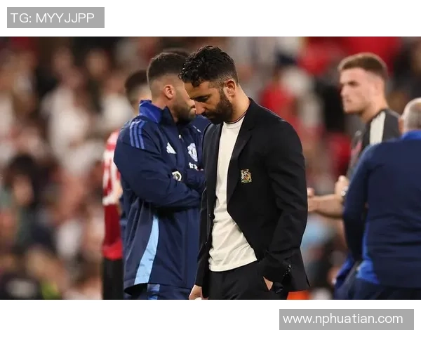 足球球星戛纳：从球场到时尚舞台的传奇蜕变